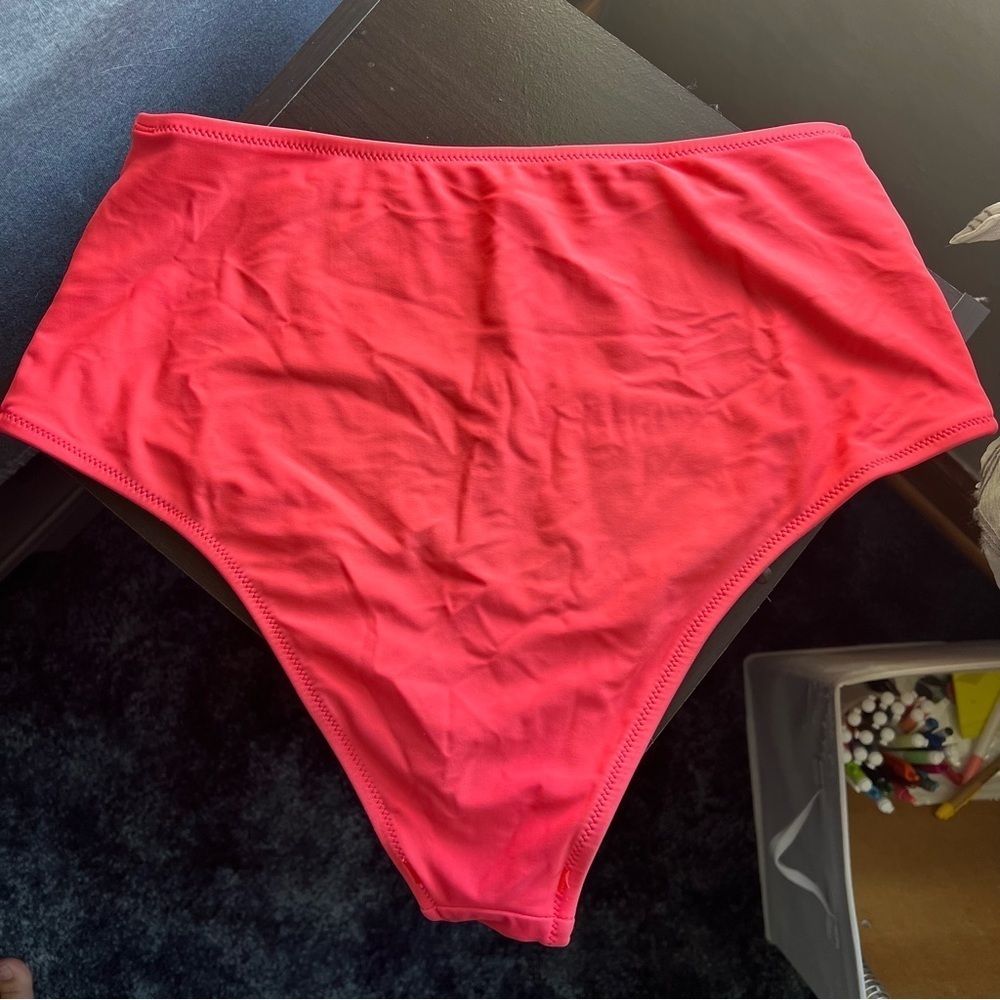 Aerie Coral High Wasted Bikini Bottoms Size Medium - Picture 3 of 4